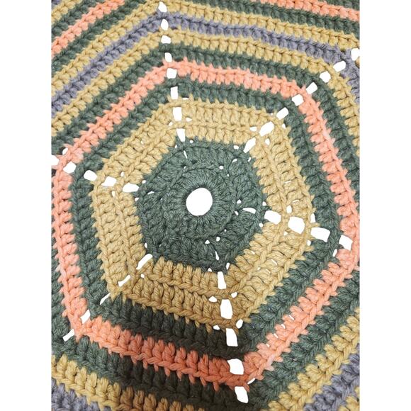 Handmade Crochet Fall Doily Hexagon 26.5" Autumn Table Décor Yellow Green Orange - Picture 6 of 8